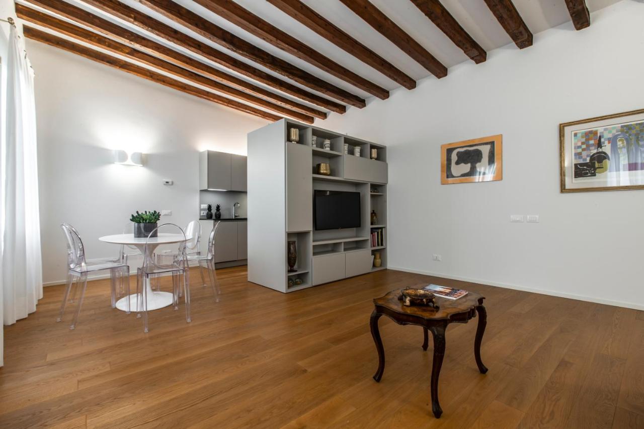 Ca' Delle Acque Deluxe Apartment R&R Venecia Exterior foto