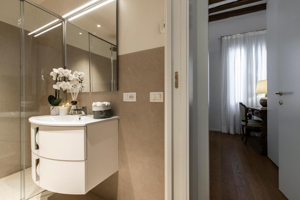 Ca' Delle Acque Deluxe Apartment R&R Venecia Exterior foto
